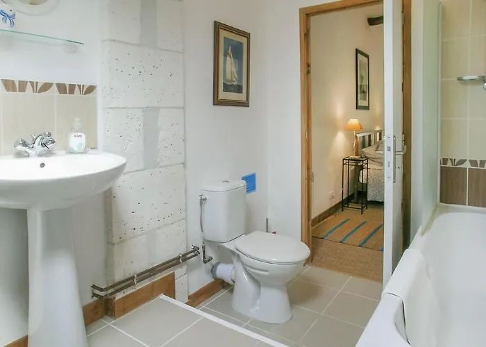 Riverside Retreat * La Barde